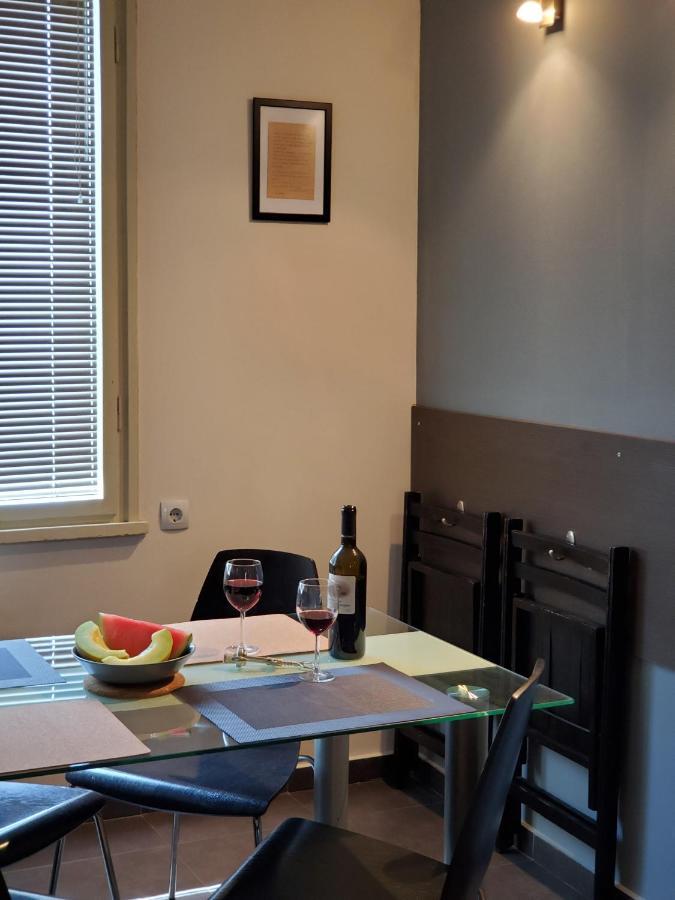Sunny Central Apartment Sofia Extérieur photo