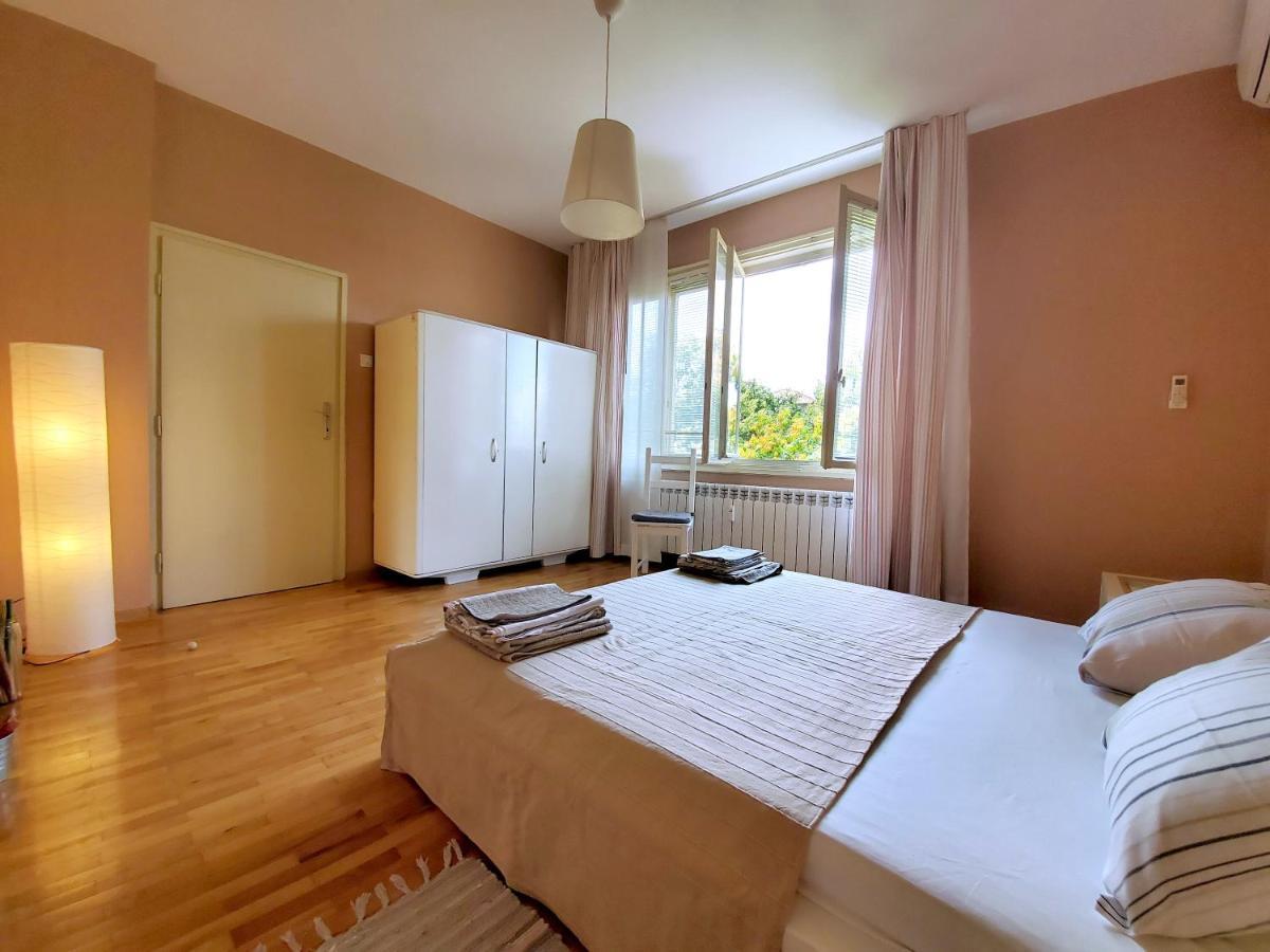 Sunny Central Apartment Sofia Extérieur photo